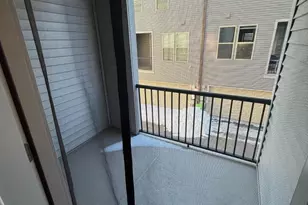 2108 Acadia Rd, Herndon, VA 20170 - Photo 4