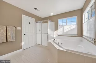 6697 Ordsall St, Alexandria, VA 22315 - Photo 28