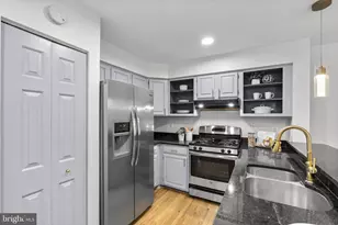 6555 Medinah Ln, Alexandria, VA 22312 - Photo 8