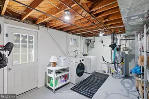 6506 Cygnet Dr, Alexandria, VA 22307 - Photo 38