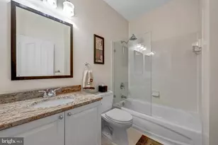 1916 Logan Manor Dr, Reston, VA 20190 - Photo 26