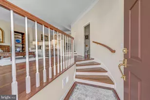 1916 Logan Manor Dr, Reston, VA 20190 - Photo 2