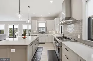 315 Charles St SE, Vienna, VA 22180 - Photo 32