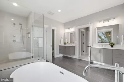 315 Charles Street SE, Vienna, VA 22180 - Photo 48