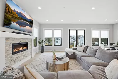 315 Charles Street SE, Vienna, VA 22180 - Photo 22