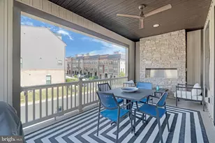 9339 Lemon Mint Ct, Fairfax, VA 22031 - Photo 12