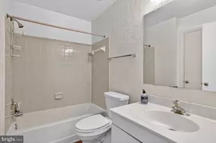 8605 Beekman Pl, Alexandria, VA 22309 - Photo 10
