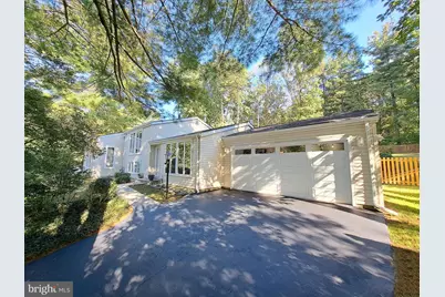 10929 Howland Drive, Reston, VA 20191 - Photo 2