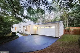 10929 Howland Dr, Reston, VA 20191 - Photo 8