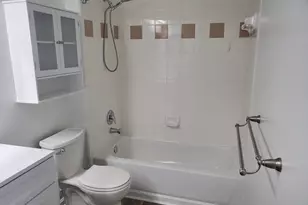 5170 William Colin Ct, Centreville, VA 20120 - Photo 10