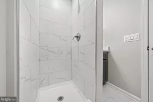 7941 Tyson Oaks Cir, Vienna, VA 22182 - Photo 32