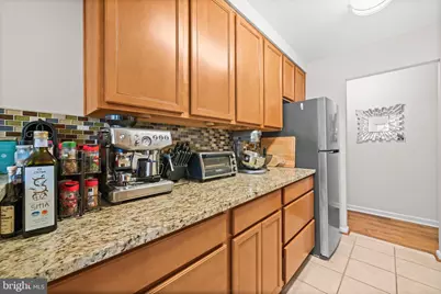 1914 Wilson Lane #T2, McLean, VA 22102 - Photo 10