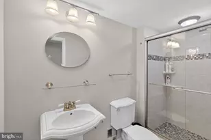 2849 Hideaway Rd, Fairfax, VA 22031 - Photo 18