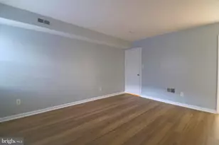 4152 Dawn Valley Ct, Chantilly, VA 20151 - Photo 10