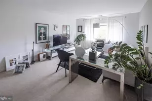 11500 Fairway Dr, Reston, VA 20190 - Photo 1