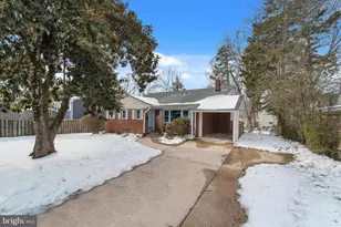 9012 Vernon View Dr, Alexandria, VA 22308 - Photo 2