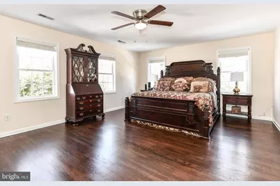 7518 Fairwood Lane, Falls Church, VA 22046 - Photo 14