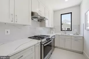 6816 Dean Dr, McLean, VA 22101 - Photo 30