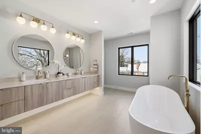 6816 Dean Drive, McLean, VA 22101 - Photo 58