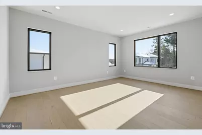 6816 Dean Drive, McLean, VA 22101 - Photo 36