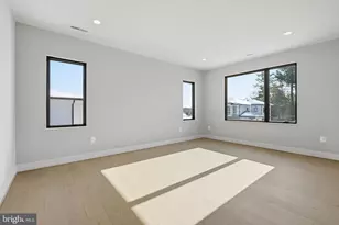 6816 Dean Dr, McLean, VA 22101 - Photo 36