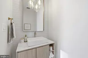6816 Dean Dr, McLean, VA 22101 - Photo 14
