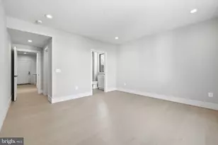 6816 Dean Dr, McLean, VA 22101 - Photo 44