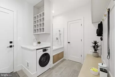 6816 Dean Drive, McLean, VA 22101 - Photo 28