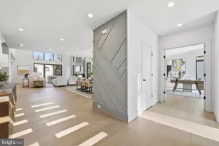 6816 Dean Dr, McLean, VA 22101 - Photo 10