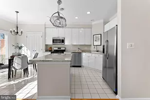 1733 Stuart Pointe Ln, Herndon, VA 20170 - Photo 12