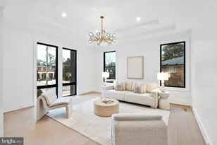 942 Dead Run Dr, McLean, VA 22101 - Photo 16