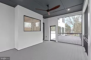 942 Dead Run Dr, McLean, VA 22101 - Photo 72