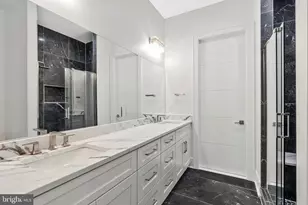 942 Dead Run Dr, McLean, VA 22101 - Photo 34