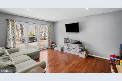 7229 Olde Lantern Way, Springfield, VA 22152 - Photo 4