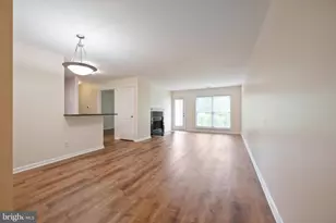 10300 Appalachian Cir, Oakton, VA 22124 - Photo 10