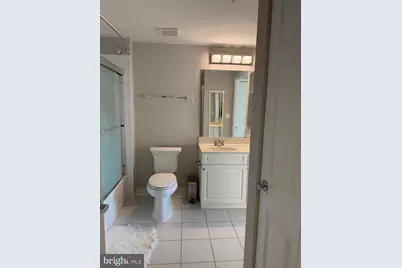 2726 Gallows Road #915, Vienna, VA 22180 - Photo 16