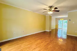 3950 Collis Oak Ct, Fairfax, VA 22033 - Photo 6