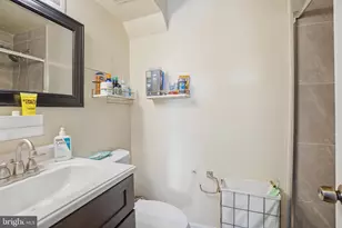 7745 Tiverton Dr, Springfield, VA 22152 - Photo 22