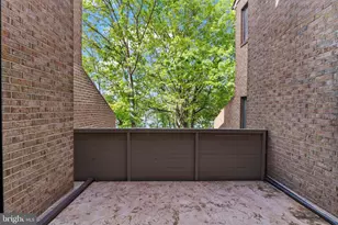 11120 Harbor Ct, Reston, VA 20191 - Photo 18