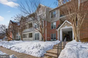 12160 Penderview Ln, Fairfax, VA 22033 - Photo 1