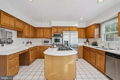 11928 Parkside Drive, Fairfax, VA 22033 - Photo 6