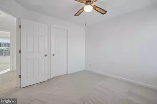 11928 Parkside Dr, Fairfax, VA 22033 - Photo 44