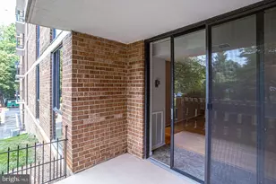 2300 Pimmit Dr, Falls Church, VA 22043 - Photo 30