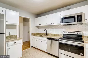 2300 Pimmit Dr, Falls Church, VA 22043 - Photo 28