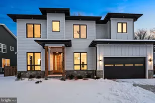 604 Tapawingo Rd SW, Vienna, VA 22180 - Photo 1