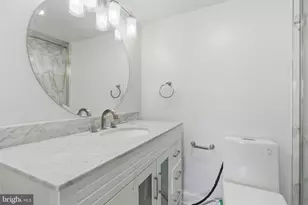 8350 Greensboro Dr, McLean, VA 22102 - Photo 18