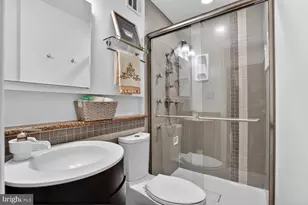 5931 Queenston St, Springfield, VA 22152 - Photo 28