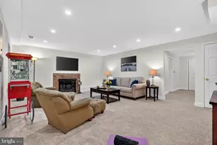 5931 Queenston St, Springfield, VA 22152 - Photo 40