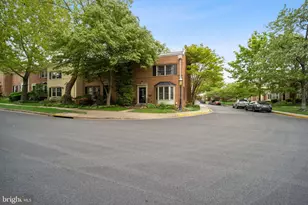 5931 Queenston St, Springfield, VA 22152 - Photo 52