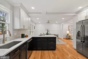 2678 Oakton Glen Dr, Vienna, VA 22181 - Photo 20